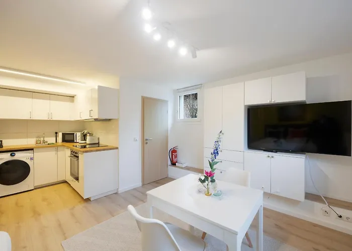 Nova Dunantstrasse Apartment *